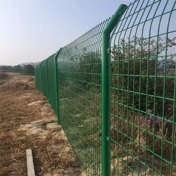 围果园铁丝网 公路护栏网 不易退色防护围栏