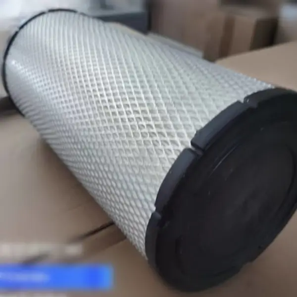 �������������Ƹ۷ֹ�˾�º���̩�˰�����˹