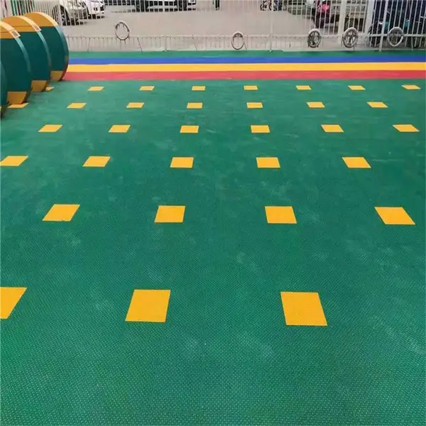 玉树双米软连接悬浮地垫 快速拼装地板垫子 模块化运费地板