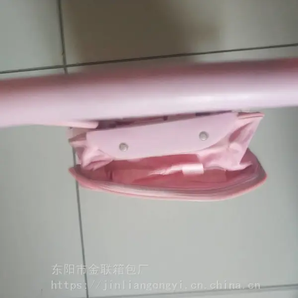 供应专业定制拉杆包,书包,高度定制