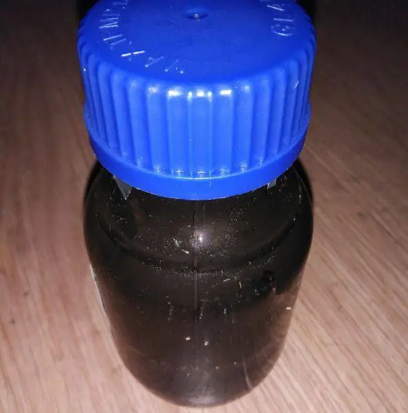 磁流体磁性液体纳米级四氧化三铁流动的液体
