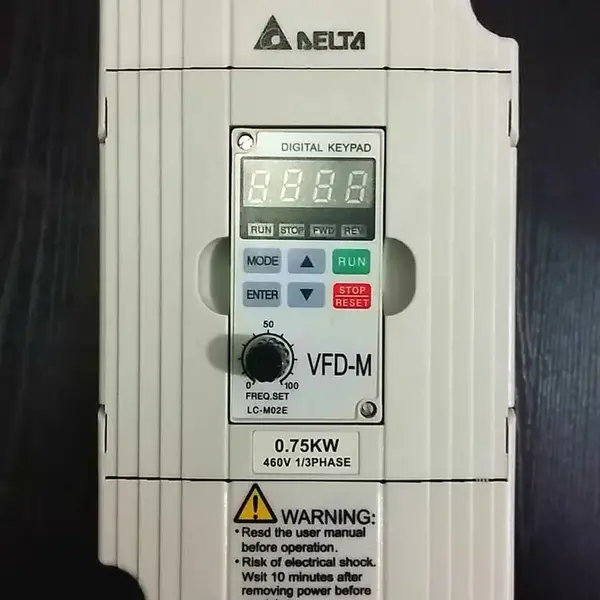 ��Ӧԭװ VFD-Lϵ�� VFD004L21A ̨���Ƶ��0.4KW