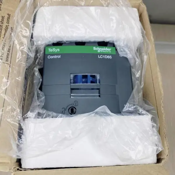 �����Ӵ���LC1D12 F7C M7C ����12A ��ѹ110V 220V