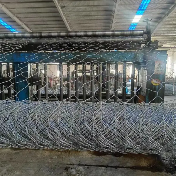 大江截流围堰高尔凡石笼网箱水库泄洪坝防护固滨笼