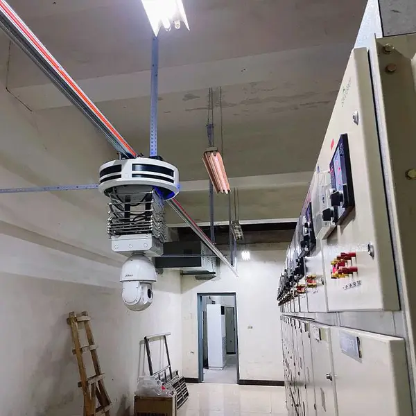 配电室巡检机器人配电房监控 轨道机器人挂轨机器人