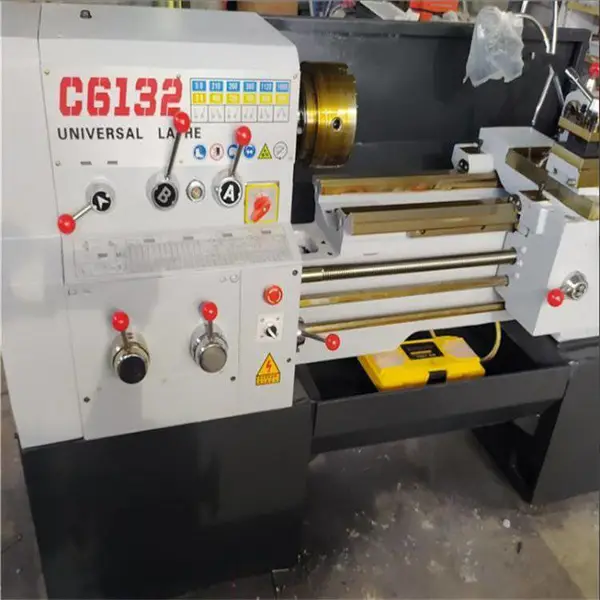 c6132 卧式普通车床 手动尾座 四工位刀架 广纳机床