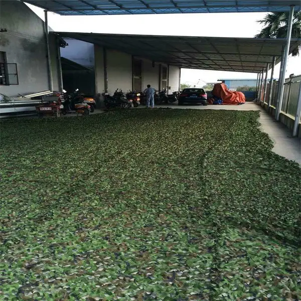 210D牛津布 林地迷彩伪装网 装饰遮阳观鸟隐防拍迷彩网 防水军绿色