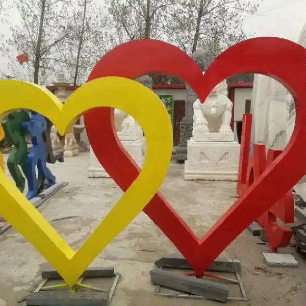 雕塑装饰 卡通love雕塑 铁艺love雕塑厂家
