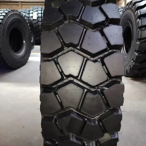 HILO华鲁、琥珀石 16.00R25 B02NE E-3 三星 TT/TL 宽体矿卡轮胎
