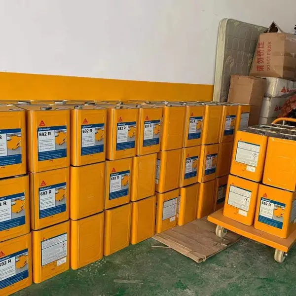 瑞士西卡SIKA LASTIC 692 聚氨酯液体卷材防水涂料