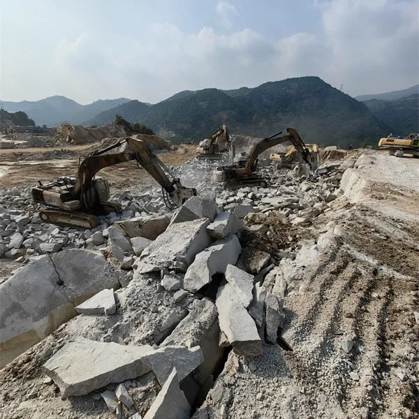 二氧化碳气体爆破膨胀管 一次性岩石致裂管 洞采露天都采用中德鼎立