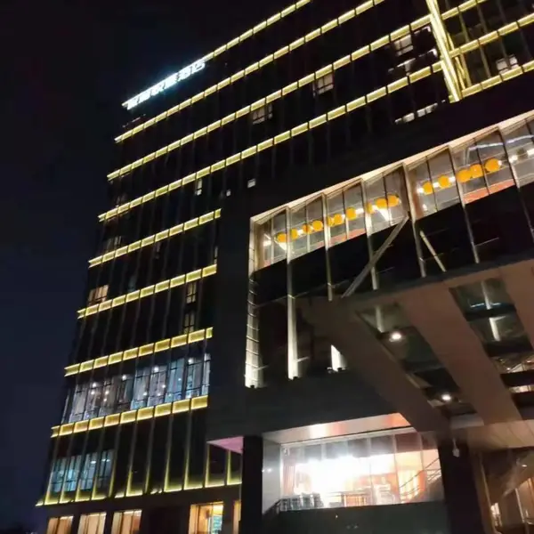 广州大型户外广告字灯牌制作安装及维护服务