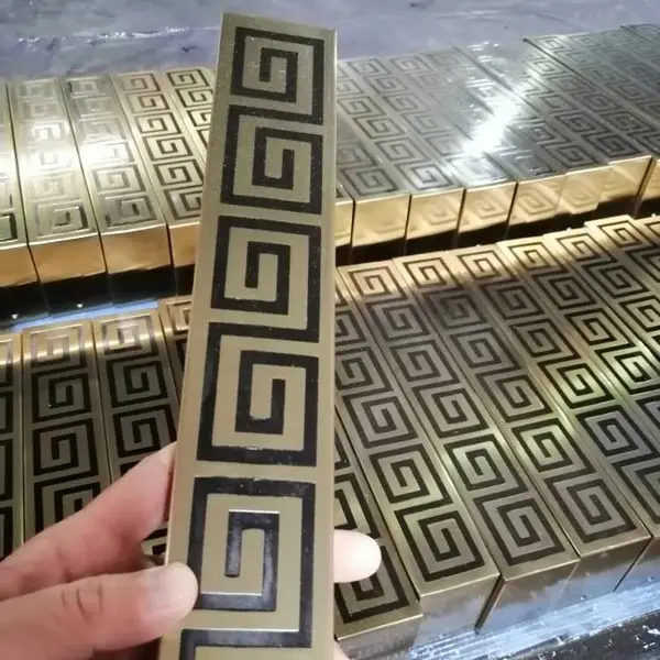 304_201不锈钢异型件蚀刻_蚀刻不锈钢工件_腐蚀不锈钢拉手定制