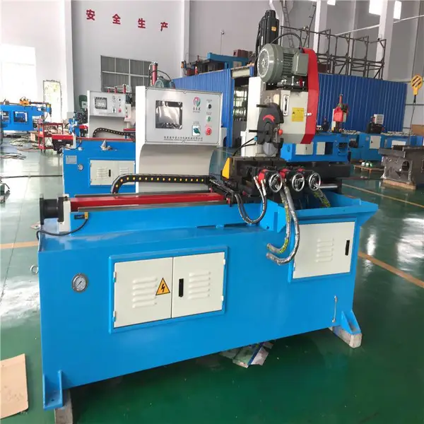 ����ֹܶ�п�ܵ綯�й��豸�Ͻ�Ƭ�ܵ�ά��