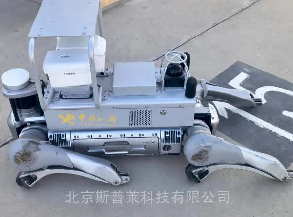 四足巡检机器狗内置大功率1瓦30dbm工业无线WiFi模块/客户端/终端 RGV/AGV小车联网立体仓库无线通信