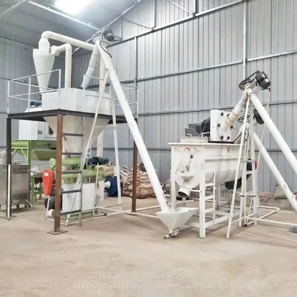 散养畜禽饲料加工机械 双鹤250型小猪饲料加工设备 反刍精料生产线
