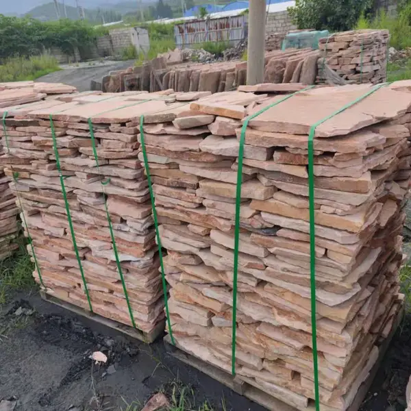 不规则碎拼石 砌墙石厂家直销
