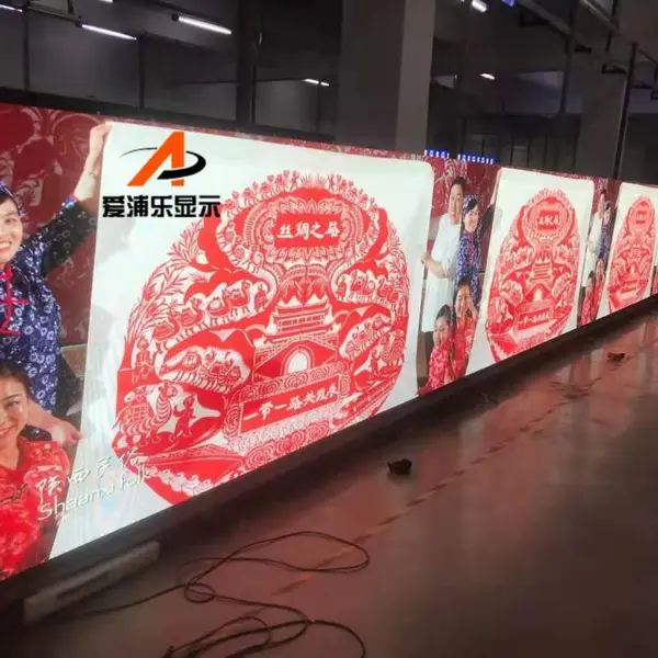 户外4.81国星灯珠3840高刷新配置的压铸铝租赁LED屏多少钱一平米