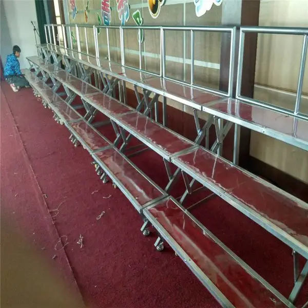 1. 合岳牌折叠合唱台源头厂家 三层合唱台阶 学校文艺汇演规格可定制