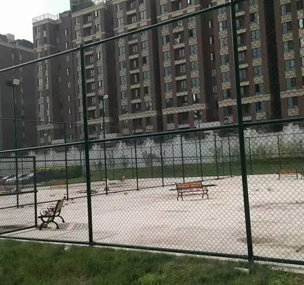学校墨绿色铁丝围网A达州学校墨绿色铁丝围网厂家定做