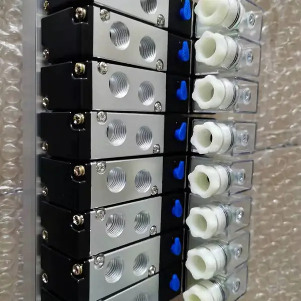 ��������ʽ�����ר��4V210-08��ŷ����ǵ¿�220VAC4λ6λ8λ