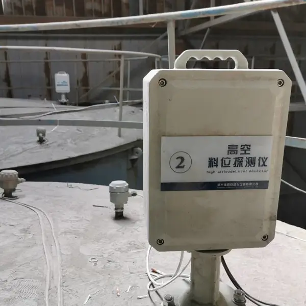 搅拌站专用水泥仓重锤式料位计水泥罐料位计可显示罐体吨数空高值