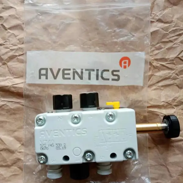 ���ֳ�Rexroth��ŷ�5727455302 -24V�¹���ʿ��Ʒ��-745��ƿ����