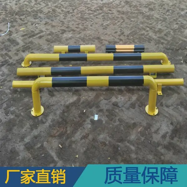 定做加油机防护挡车杆 圆形钢管带反光防撞栏杆