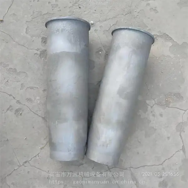 燃油燃烧碳化硅火焰管 工业炉配件陶瓷火焰管耐磨定制加工