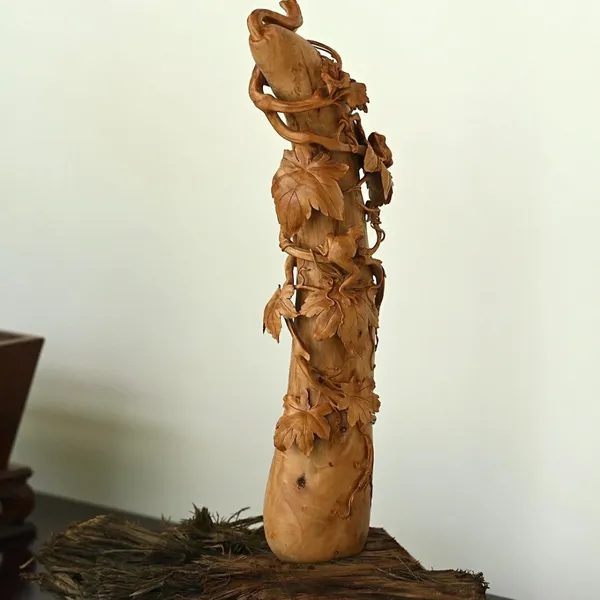 华蓥酒店软装设计 艺术品 品牌 馆 民宿 装饰艺术品摆件 根雕原木摆台 伍一艾