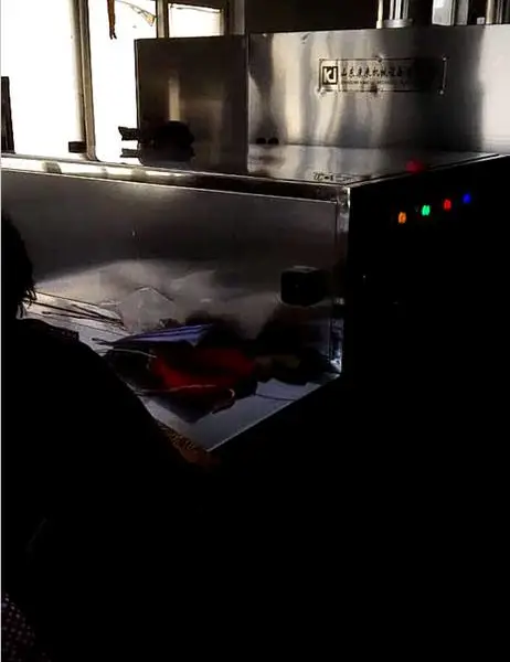 天然乳胶制品微波烘干设备,粉扑微波烘干杀菌设备