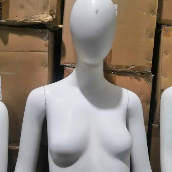 服装模特道具出租/橱窗模特出租/人台出租/假模出租出租服装道具、