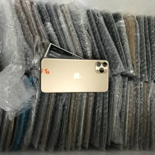 提供深圳出口到乌克兰手机国际快递,乌克兰化工品粉末国际快递.乌克兰液体国际快递.乌克兰锂电池国际快递