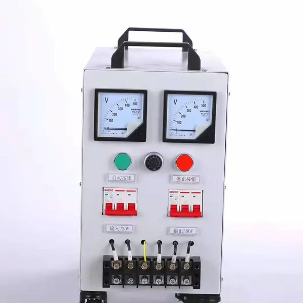 新型SD三相电源转换器 单相220V 输入转三相380V 龙古电气