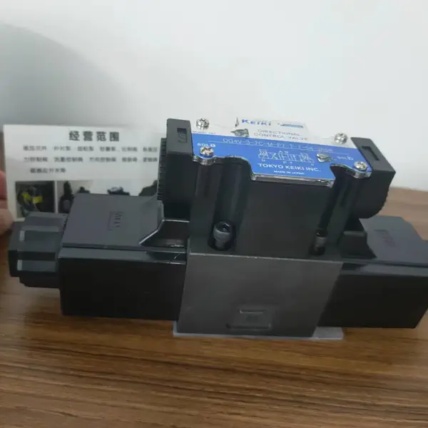 东京计器电磁阀DG4V-3-6C-M-U1-T-7-52东机美液压泵P16V泵