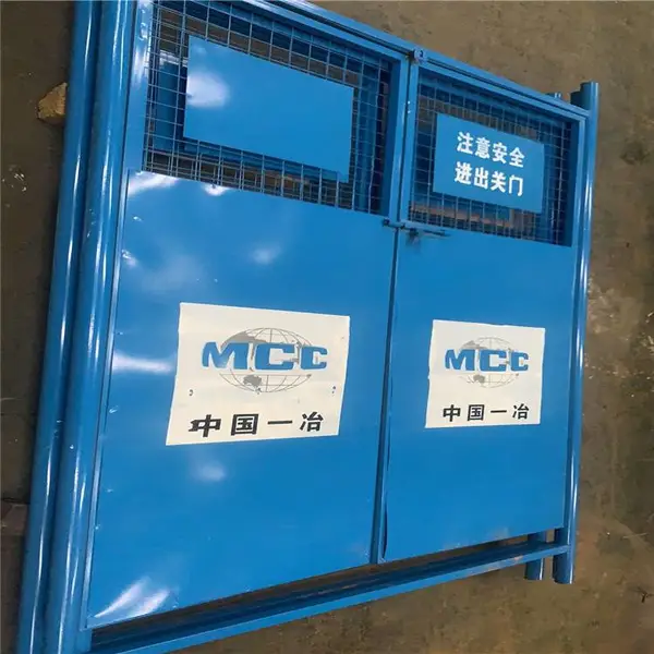 澜润 井口电梯门当天发货 施工电梯门安全门 工地电梯安全防护门 定制