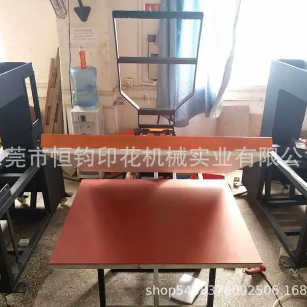 恒钧服装数码烫画机80*100 情侣装亲子装转印机 手压平板热压机