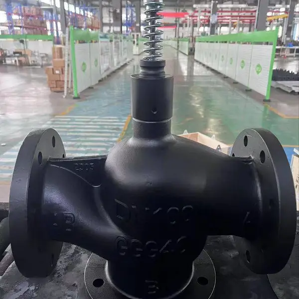 YZW-100自力式三通温控阀DN100 球墨铸铁温度调节阀ZZWP