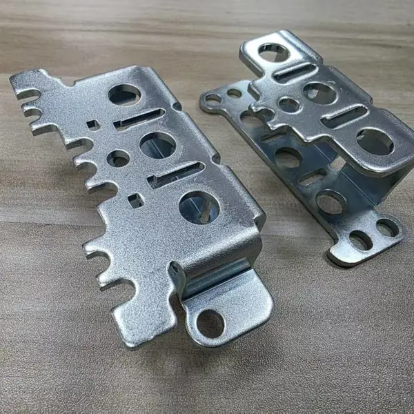 精密冲压部件 高精度加工 耐磨损耐用
