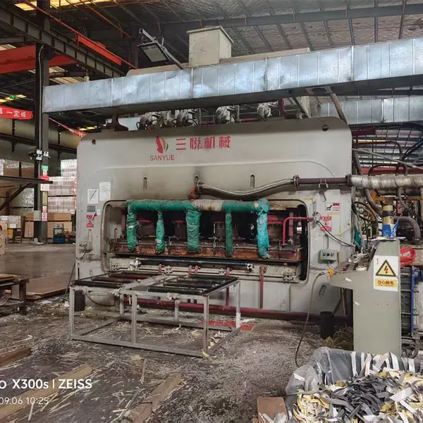 【二手/现货】2020年三悦机械 2000T 4x9尺双贴面热压机