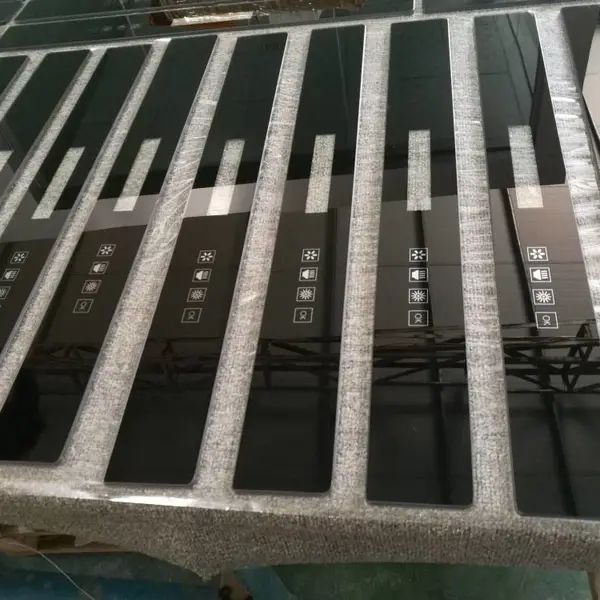 专业生产加工3-5MM厚蒸烤箱电子玻璃面板