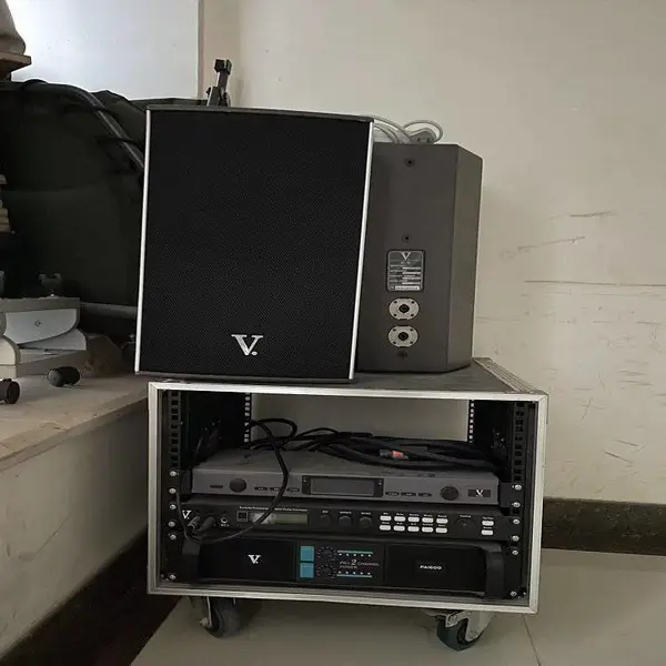 长期***回收酒吧KTV 回收音响 功放 点歌机 在线咨询