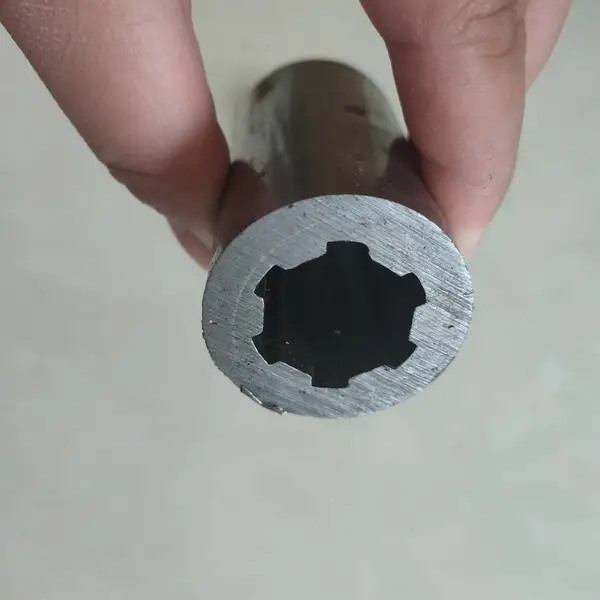 10号钢精密异形管生产厂家 内花键精密管 内方外圆无缝管 机械配件