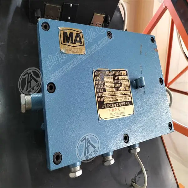 KDW127/12���ø����汾����ֱ����ѹ��Դ ��������900mA