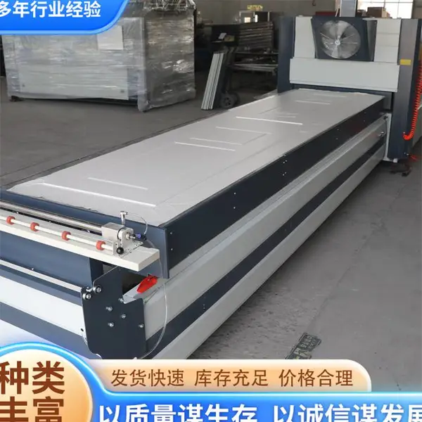 相框门边线软硬包真空覆膜机 波音软片衣柜门吸塑机 变频加热