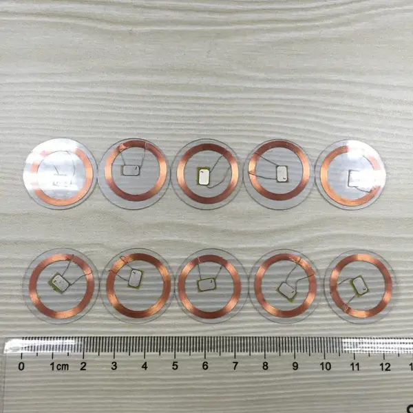 定制各种尺寸 NFC异形卡 PVC标签 RFID电子门禁卡电梯卡钥匙扣