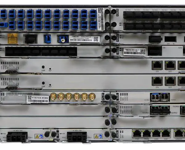 TMB1TPS由两块TMB1PD1单板和一块TMB1DMS单板组成,实现TPS保护功能