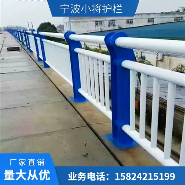 锌钢管桥梁护栏 不锈钢防撞交通栏杆 景区栈道金属围栏扶手定制