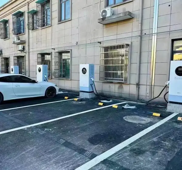 公牛双枪充电站,120KW动力,收费运营更轻松