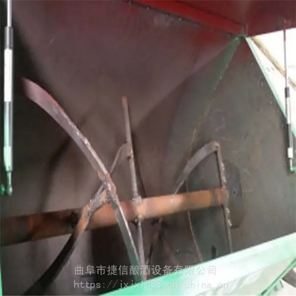 卧式饲料搅拌机 小型饲料混合搅拌机 秸秆粉碎自吸式搅拌机